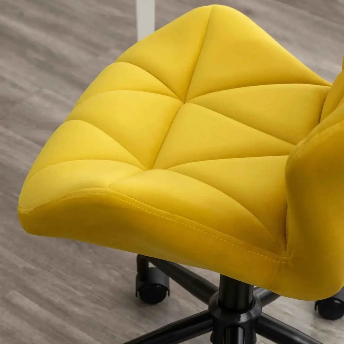 Diamond Tufted Adjustable Swivel Office Chair Velvet Luxe